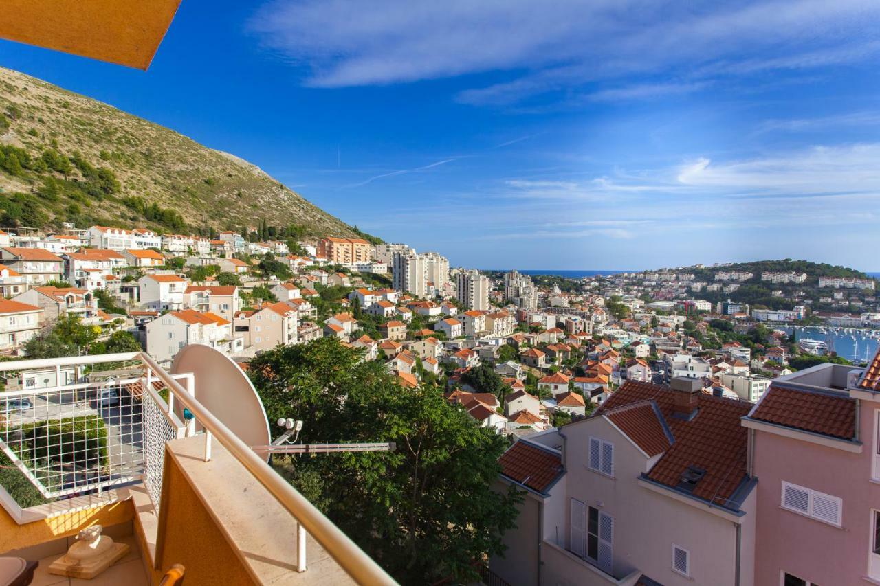 Two Bedroom Apartment With A Sea View & A Balcony Dubrovnik Exterior foto